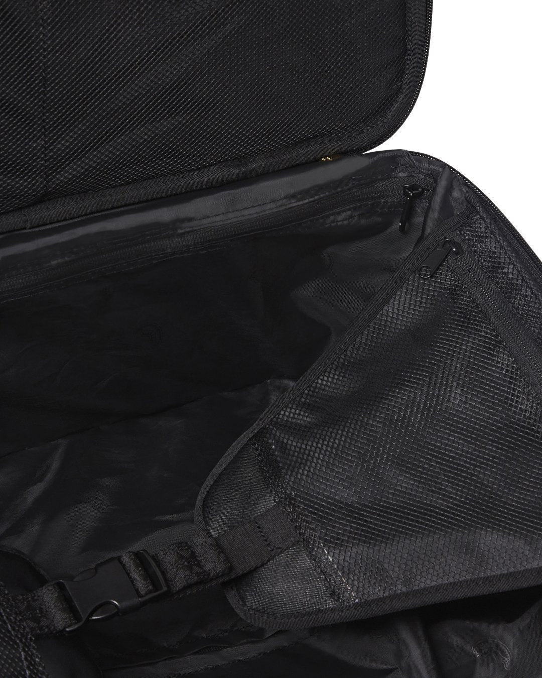 A.i.3 THE LEGACY JETSETTER CARRY-ON LUGGAGE